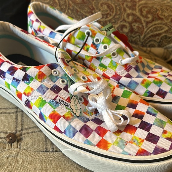 #40❤️/55❤️ BNWT Vans ComfyCush Era Tie-Dye Rainbow Checkerboard Skate Shoes - Picture 5 of 9